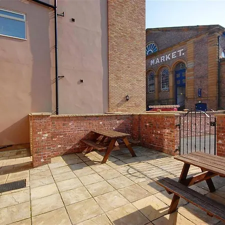 Hotties House - Two-bed Cottage, Dog-friendly & Off-street Parking - スカーバラ